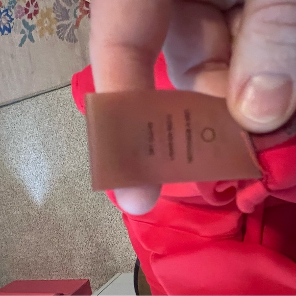 Karl Lagerfeld Red Paris Ruffle Neck Sleeveless Blouse Size Small 6 Office - Picture 11 of 13